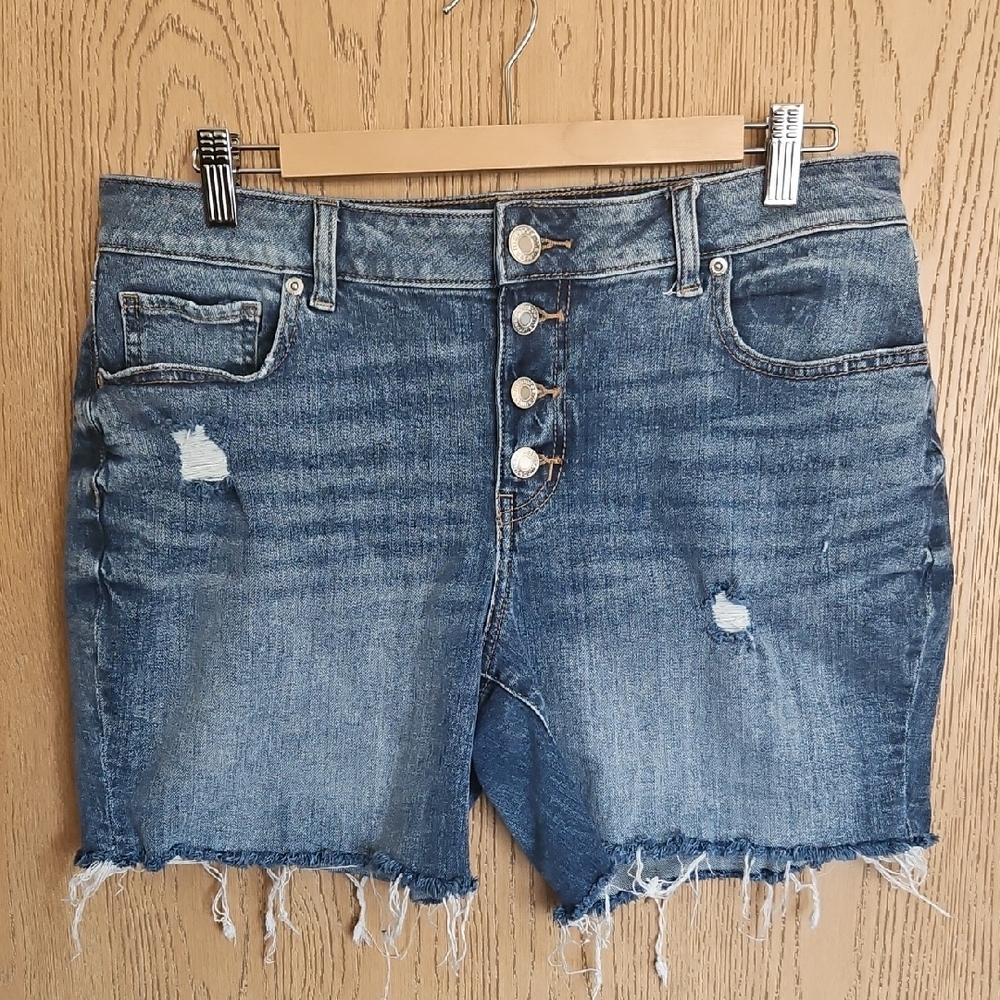 Maurices Blue Jean Shorts Distressed Frayed Hem
